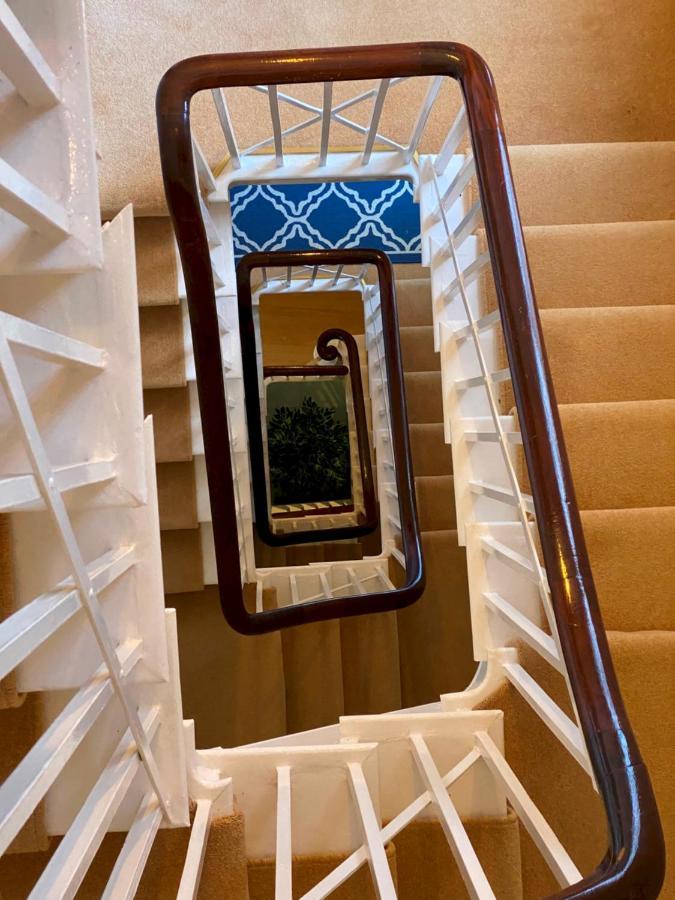 Pass The Keys Superbly Located Handsome Georgian Townhouse Шрусбери Экстерьер фото