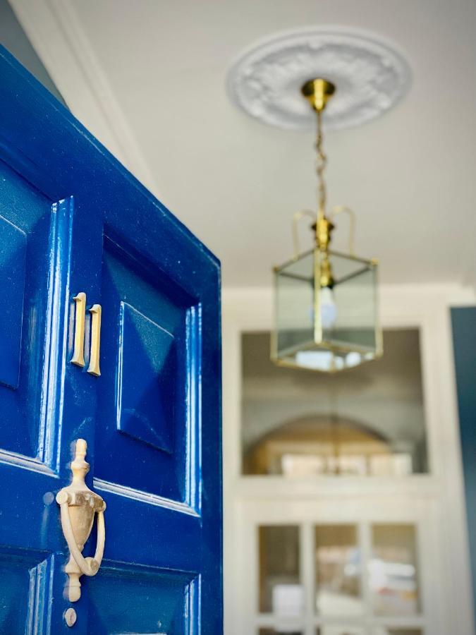 Pass The Keys Superbly Located Handsome Georgian Townhouse Шрусбери Экстерьер фото